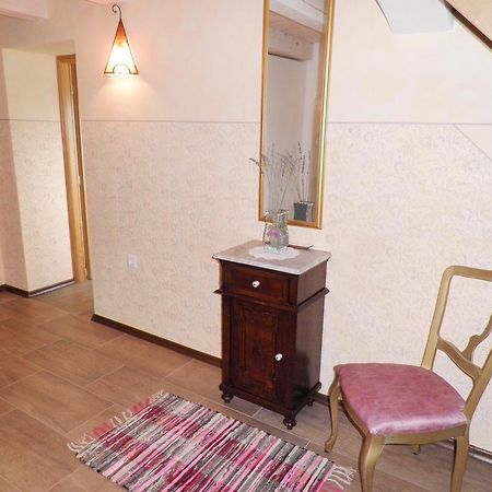 Studio Sijara Appartement Motovun Kamer foto